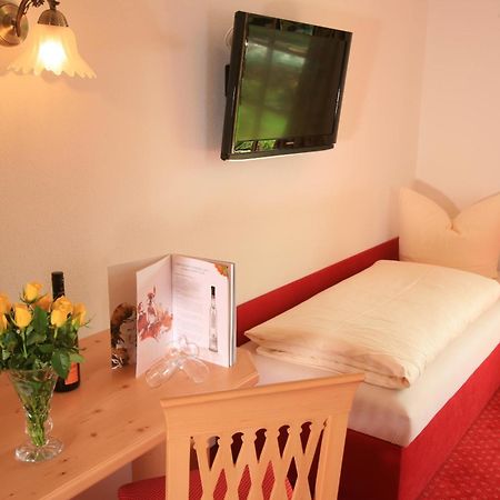 Pension Schweizerhaus Garni 베얀 외부 사진